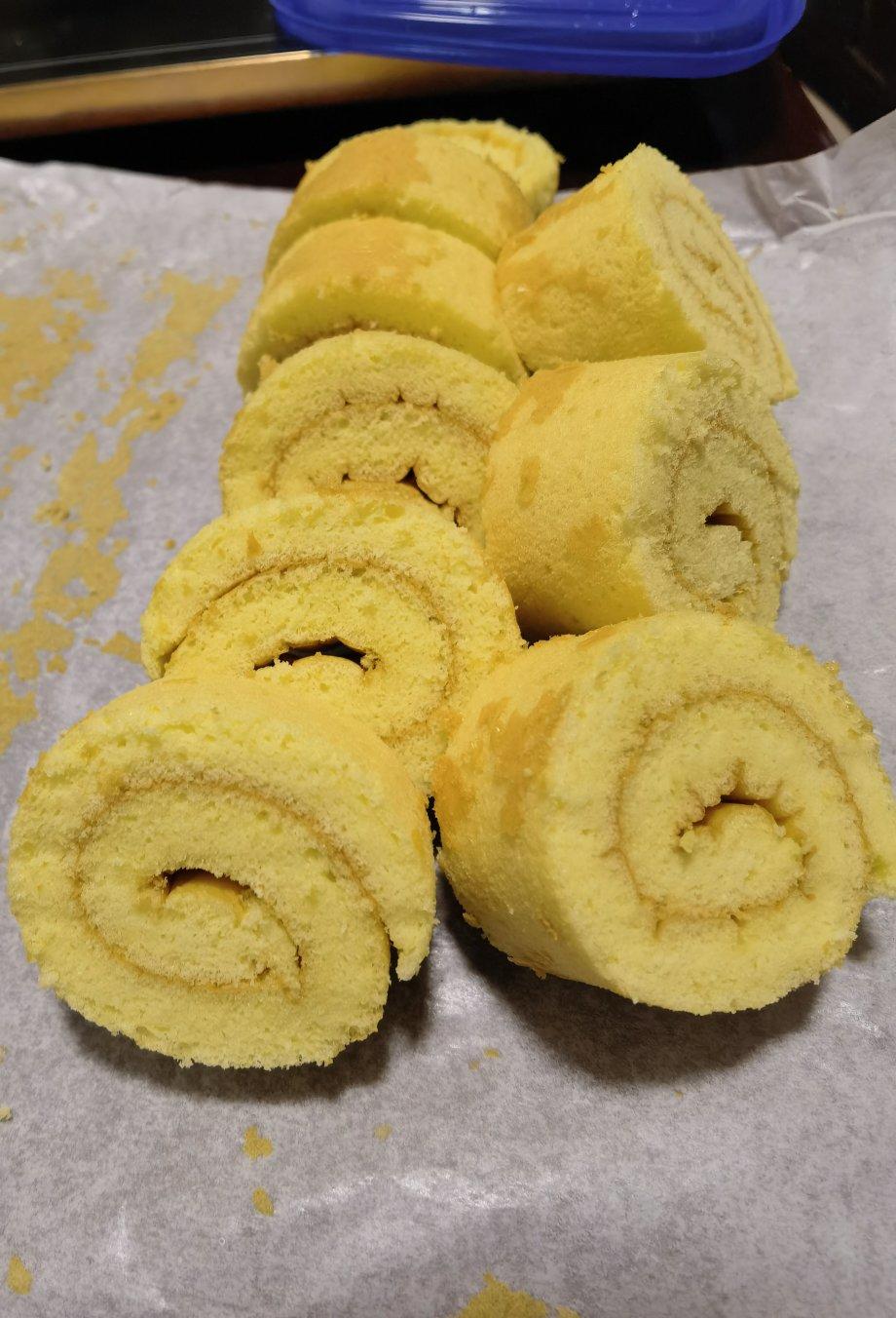 不会裂的原味戚风蛋糕卷～0基础～保姆级～不藏私系列(三)(附带网红抱抱卷做法)