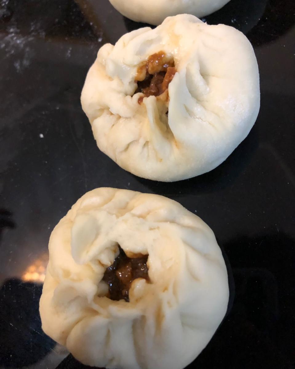 酱肉包 哎呀 太香了！