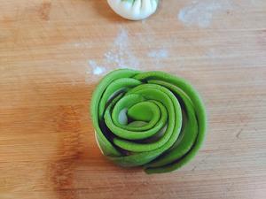菠菜花朵饺子的做法 步骤9