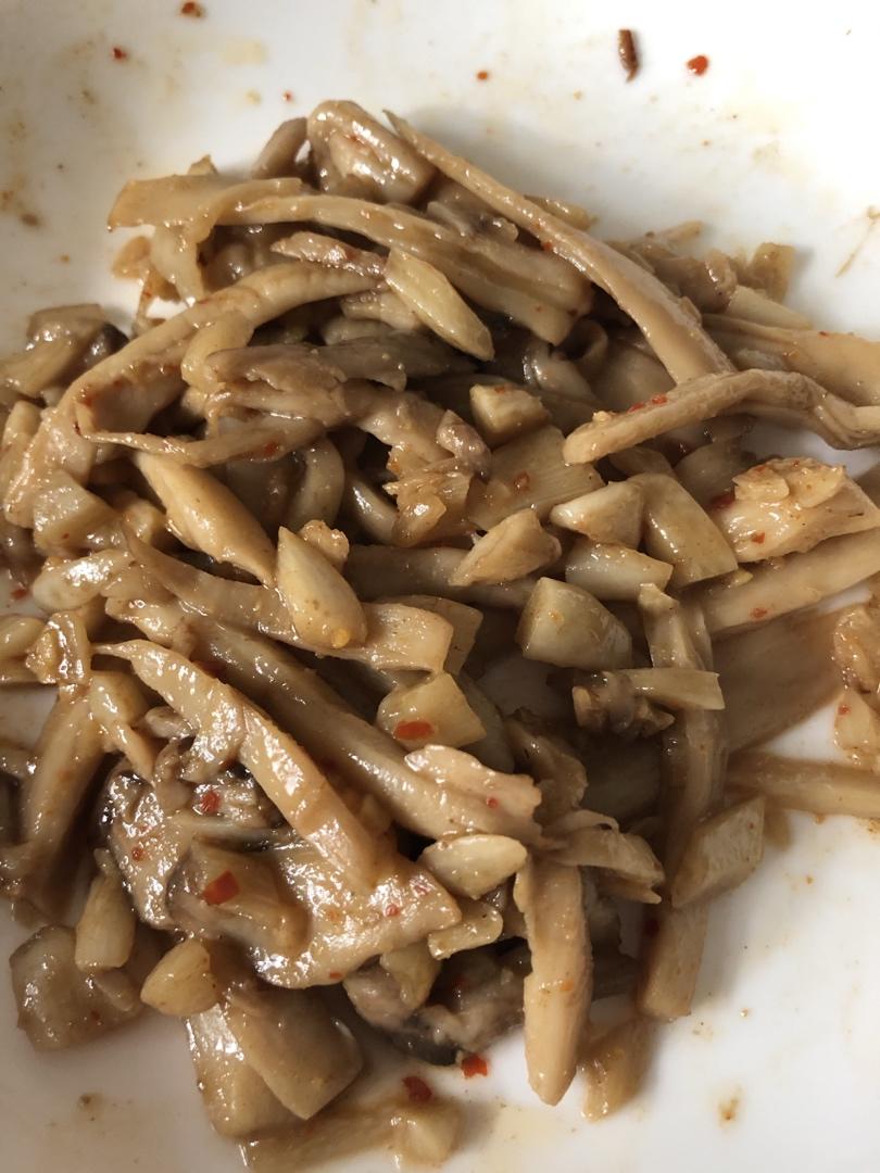 干煸手撕杏鲍菇