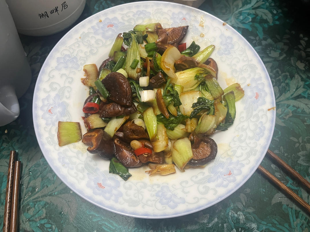 香菇油菜（简单快手）