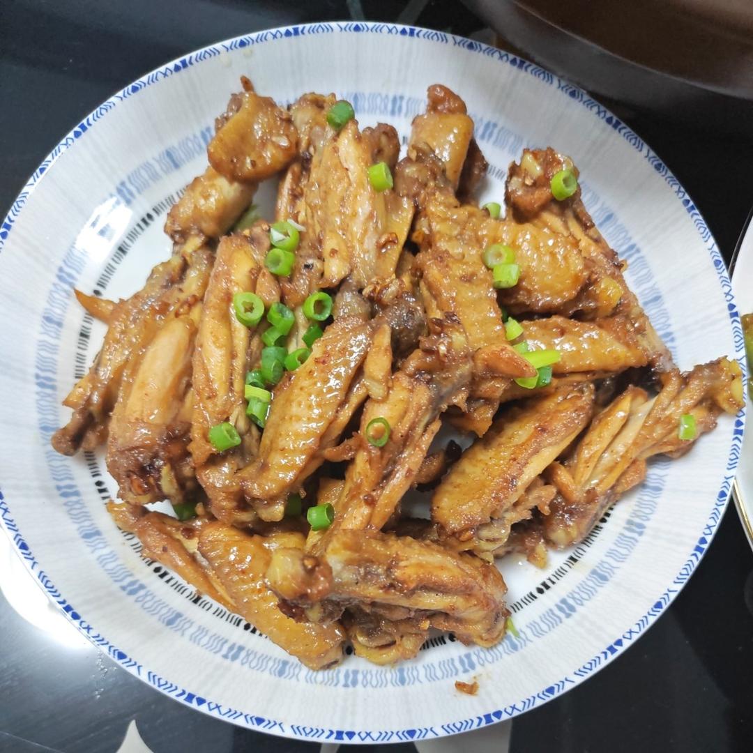 蒜香鸡翅｜孩子们的最爱