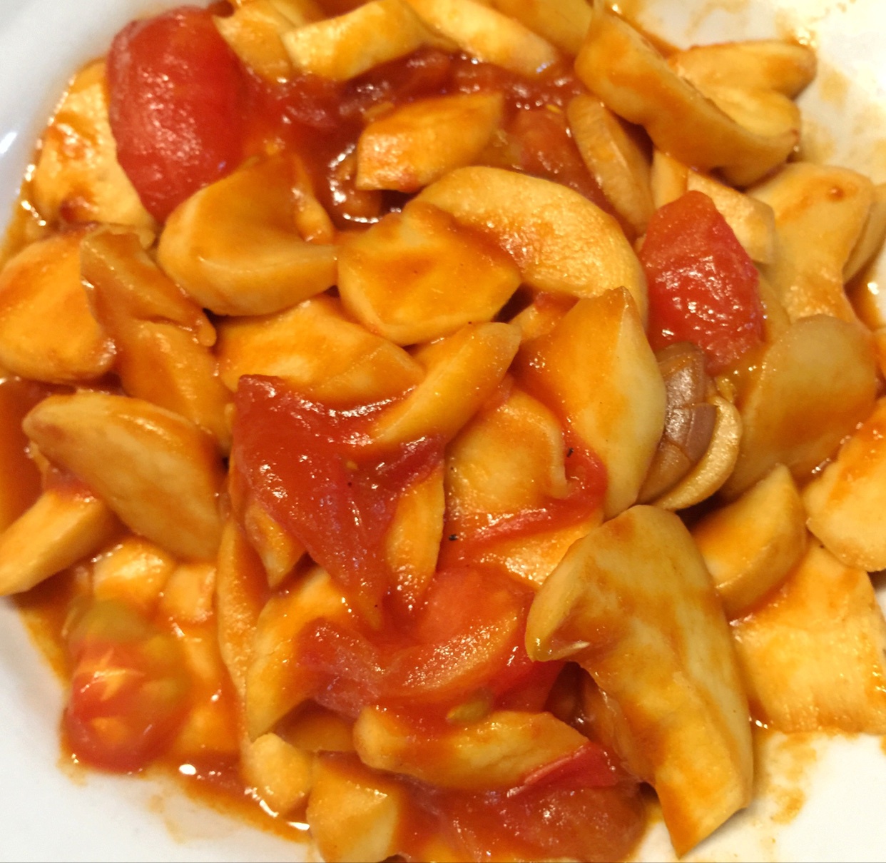 b仔头做的西红柿烧杏鲍菇