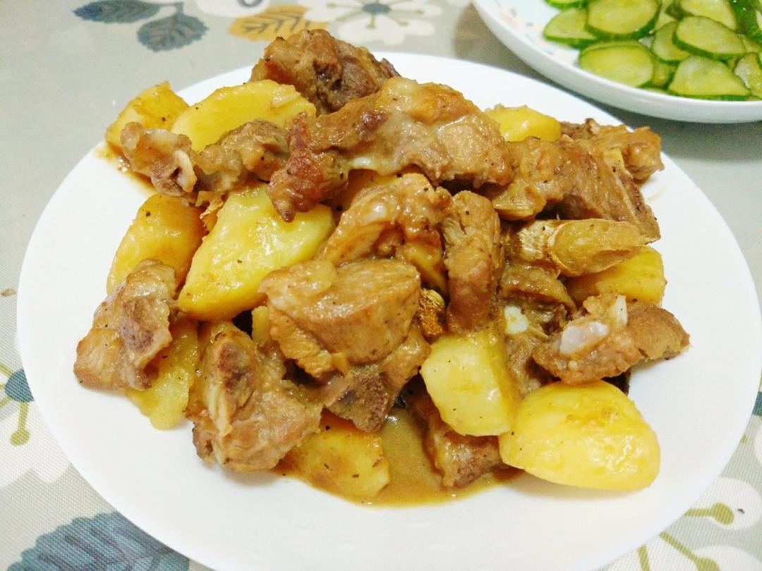 排骨炖土豆