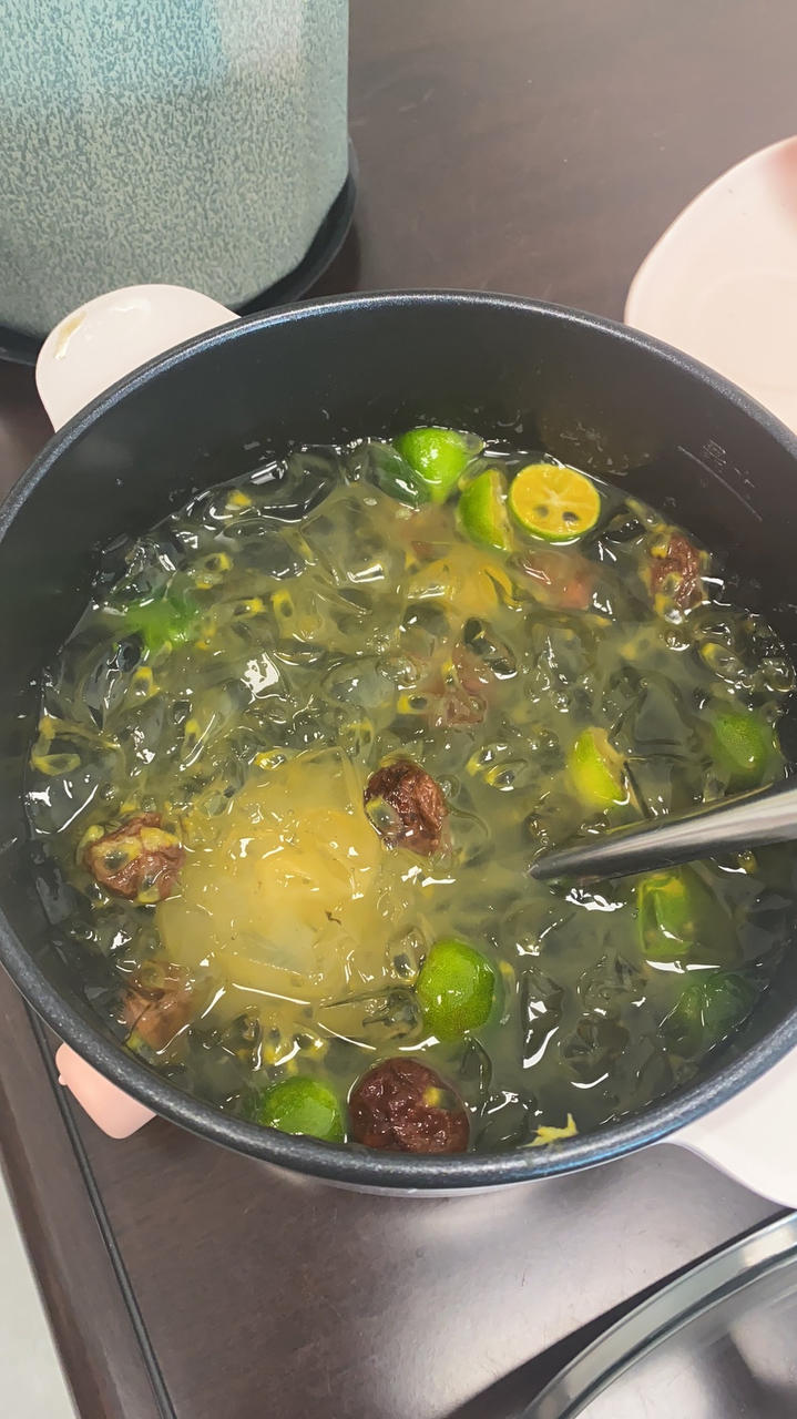 青柠百香果凉粉
