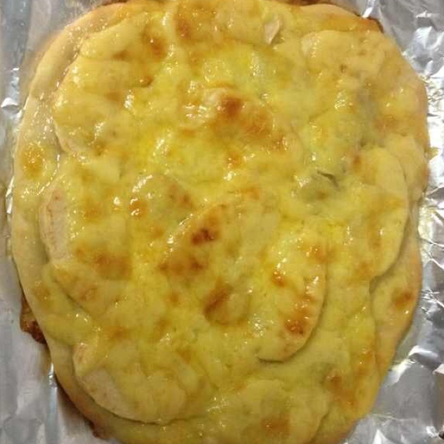 薄饼脆皮火腿pizza