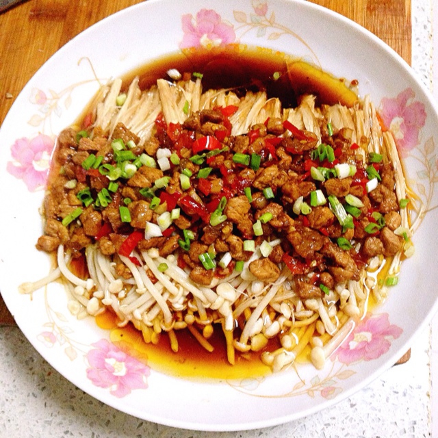 肉末金针菇