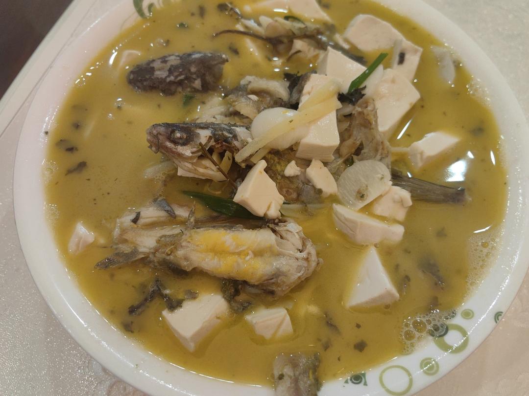 昂刺鱼豆腐汤（黄辣丁）