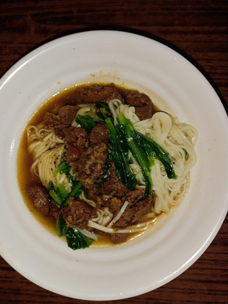 汤都要喝光的清汤牛肉面