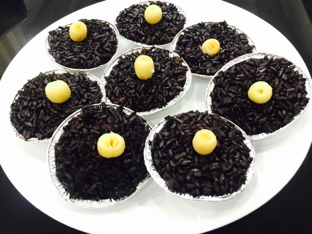 港式点心：黑米糕