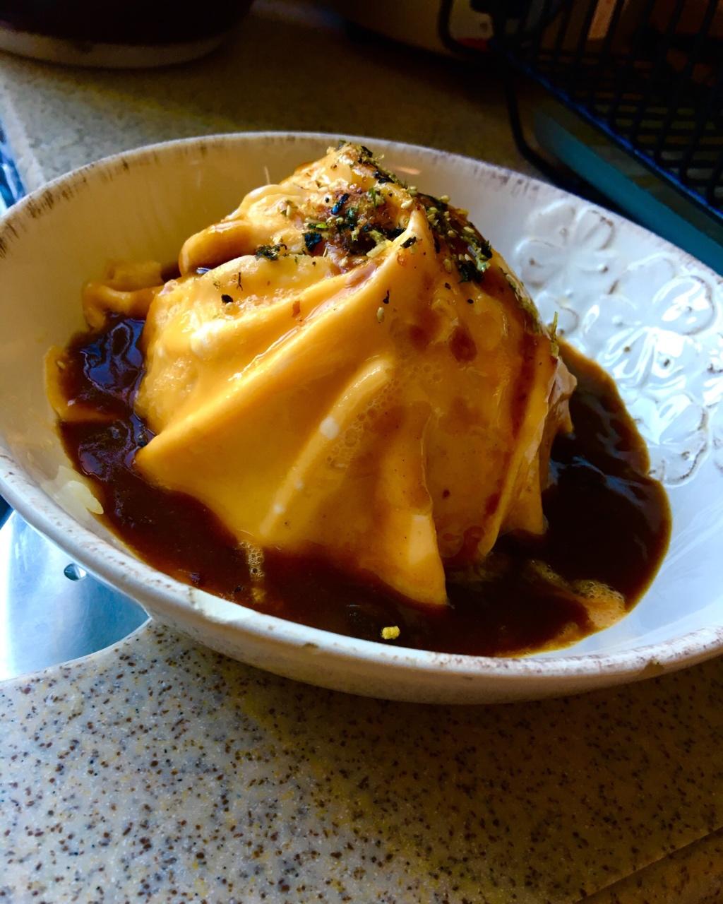 裙子蛋包饭