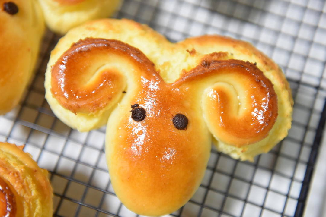 羊羊羊 🐏 椰蓉小面包、一次就成功‼️