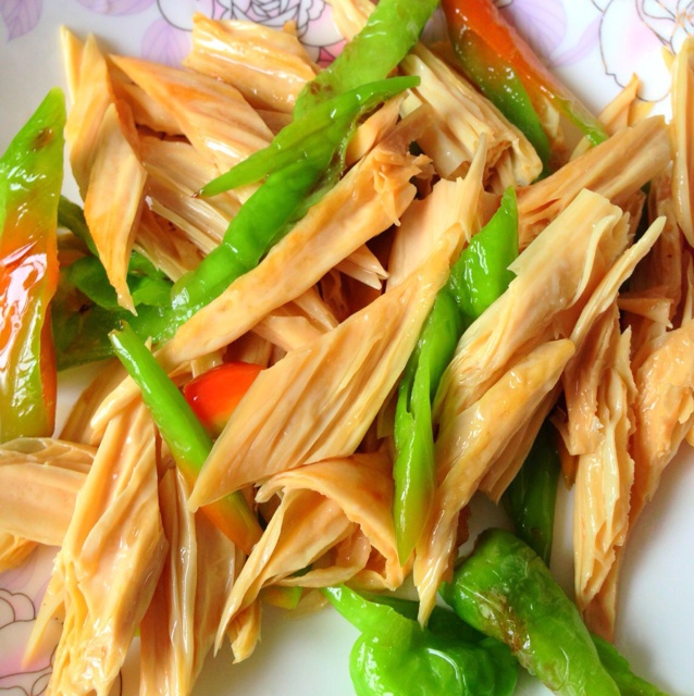 派大星的天真你能够懂得做的青椒炒腐竹