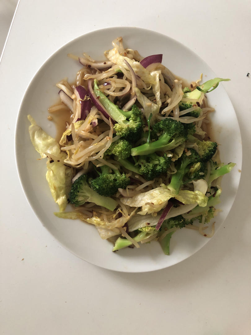 厨师长教你：“凉拌豆芽”的费时做法，口感爽脆味道很赞，收藏