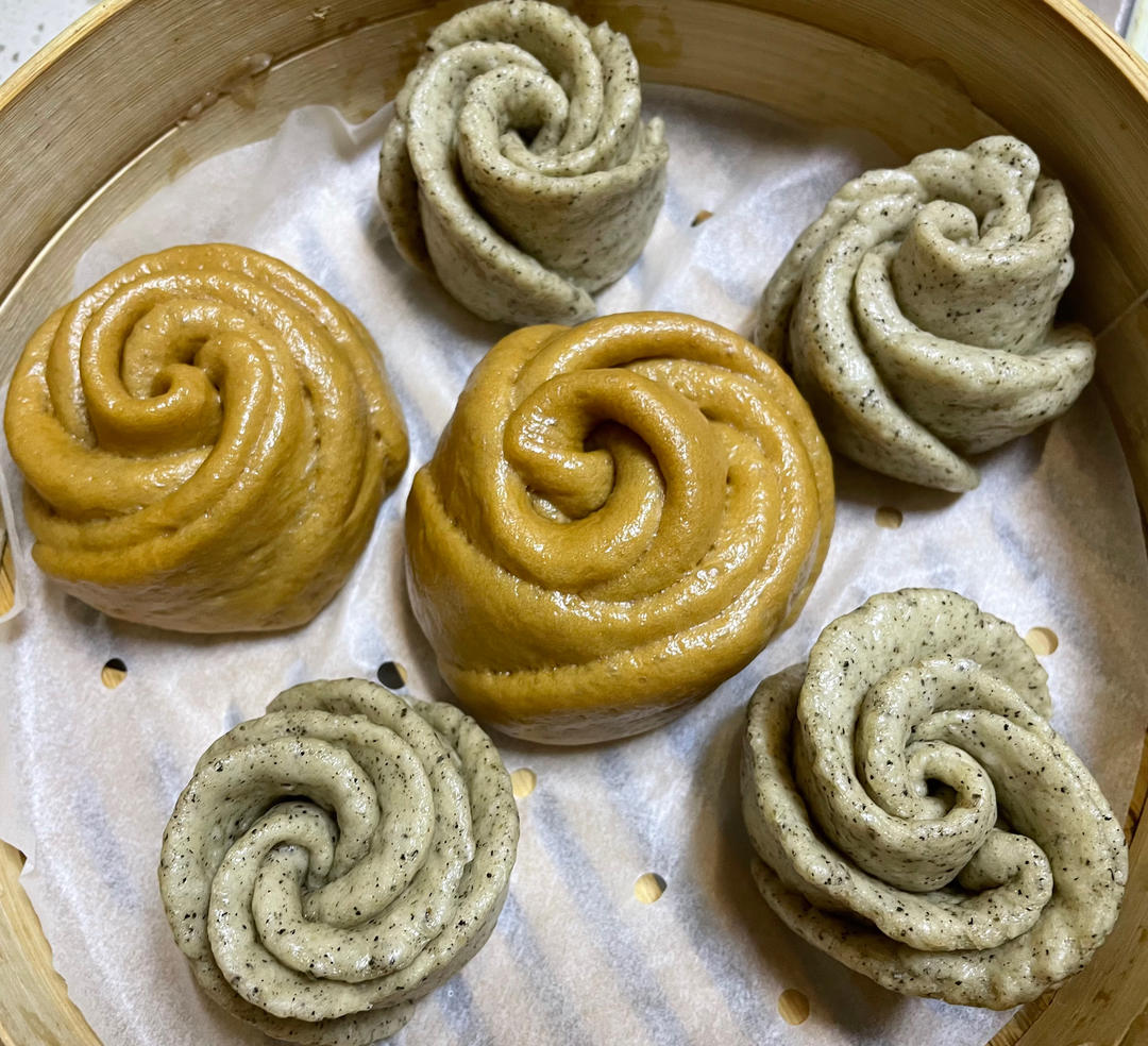 黑芝麻玫瑰花卷（内含黑芝麻酱食谱）