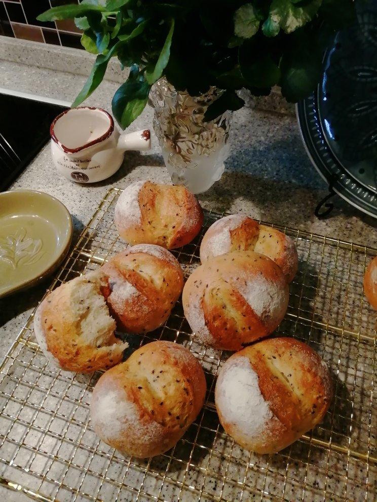 蔓越莓黑芝麻全麦软欧面包B24