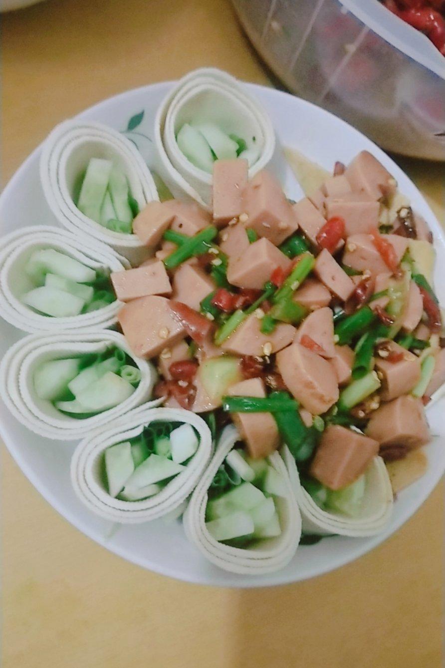 青椒炒火腿肠