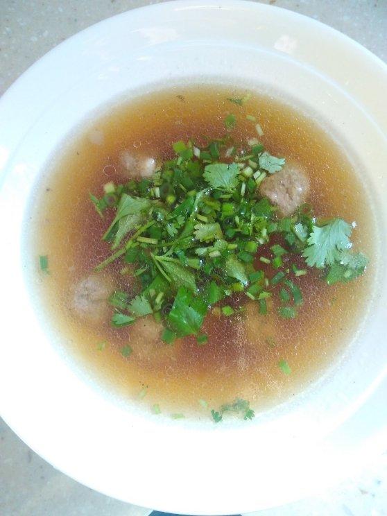 猪肉丸子菠菜清汤