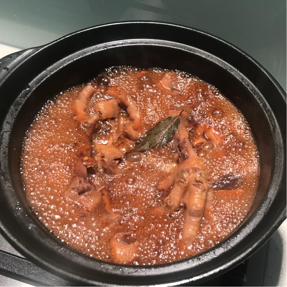 卤鸡爪