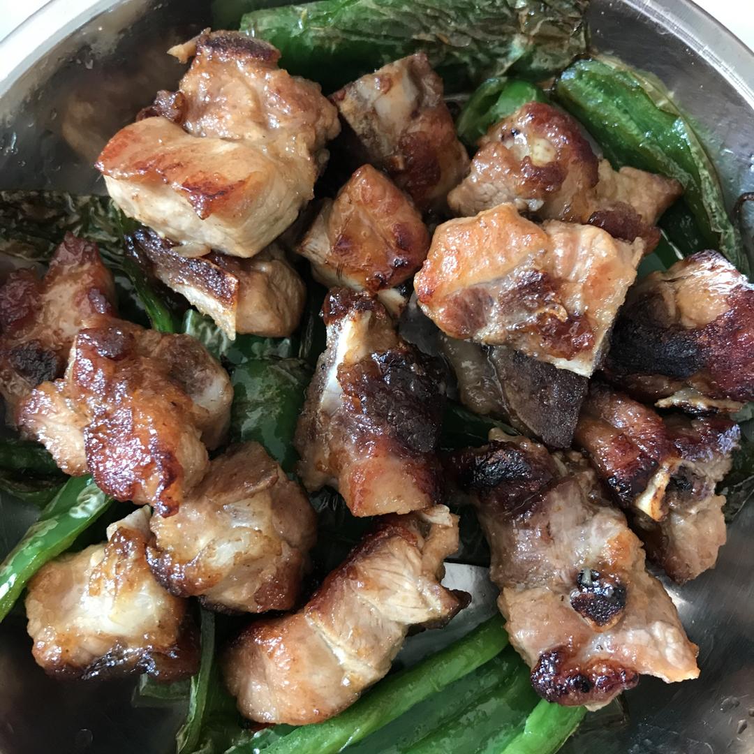 双椒煎排骨
