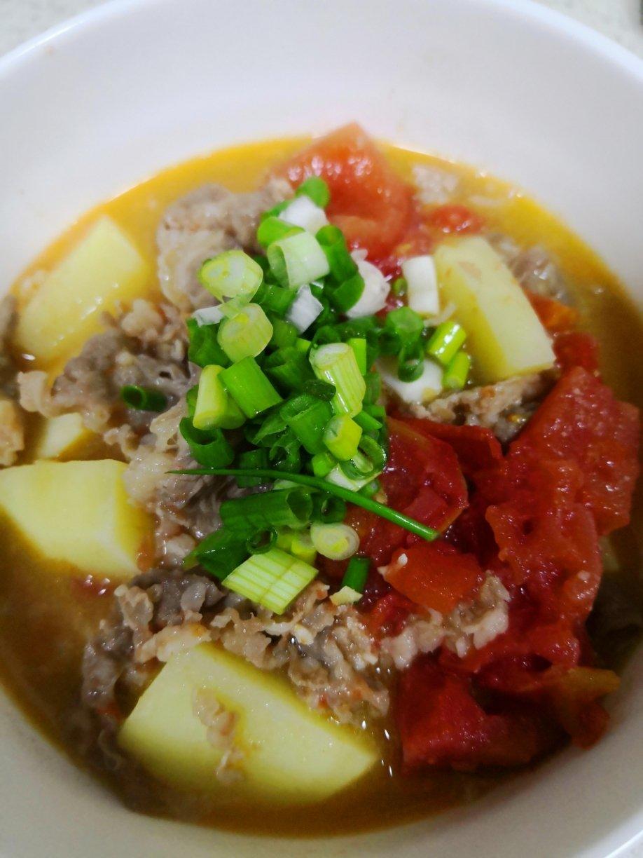 番茄土豆肥牛锅