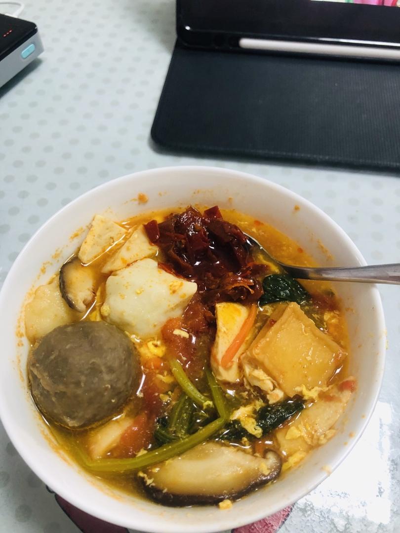 十分钟搞定无敌开胃解腻的酸辣汤❗️暖胃好喝
