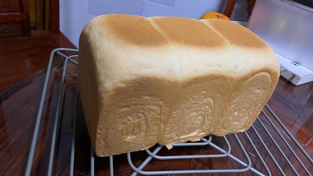 吐司，奶香手撕面包，超级香浓