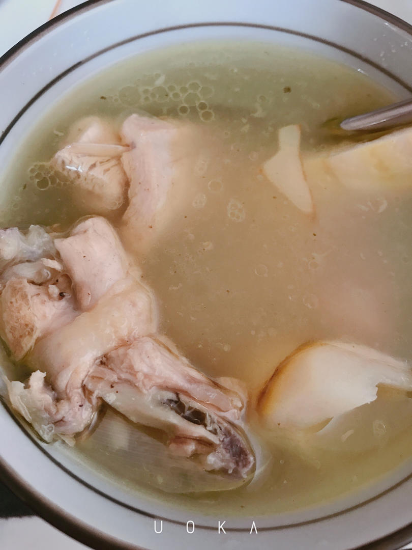 冬笋香菇炖鸡