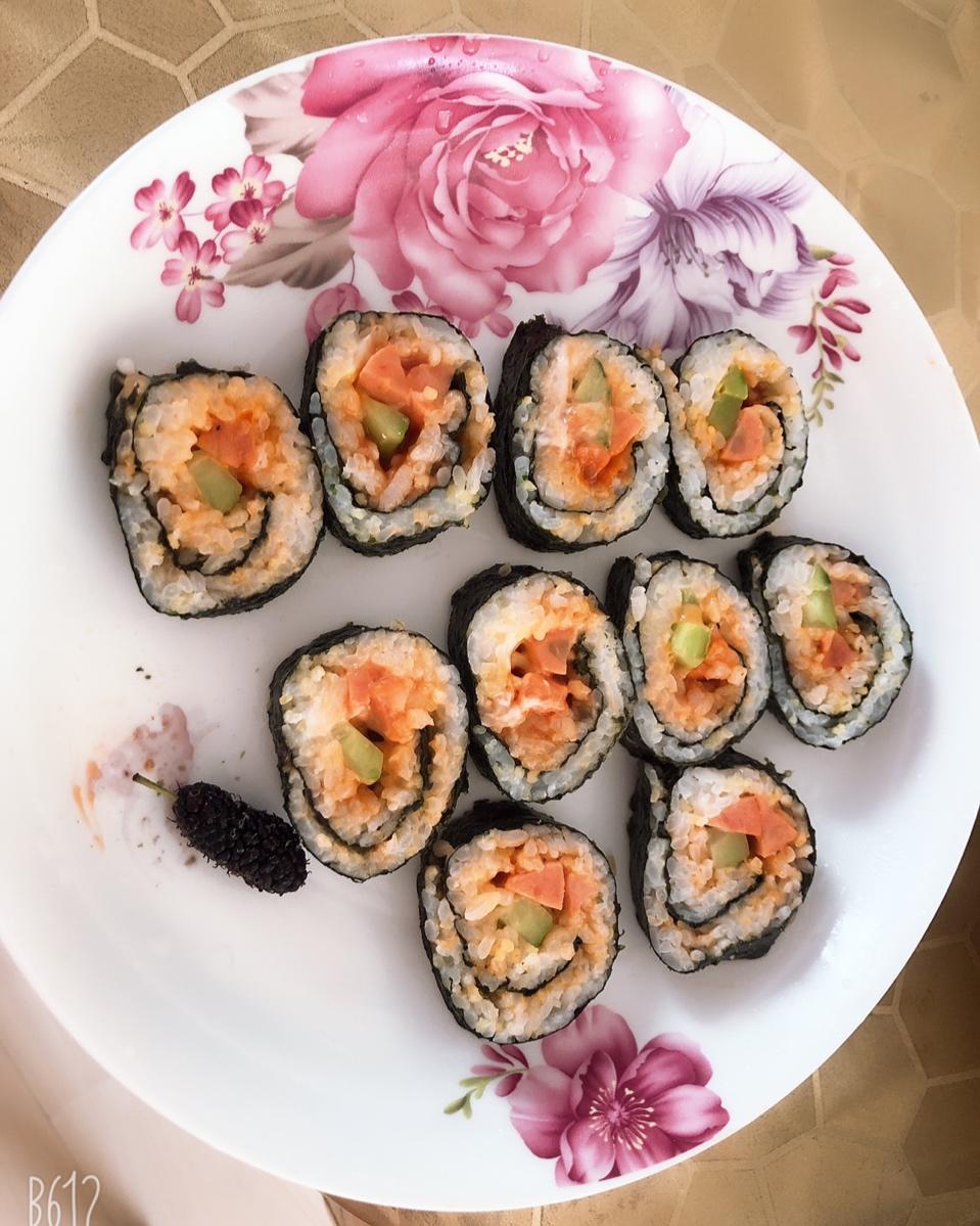 紫菜卷寿司
