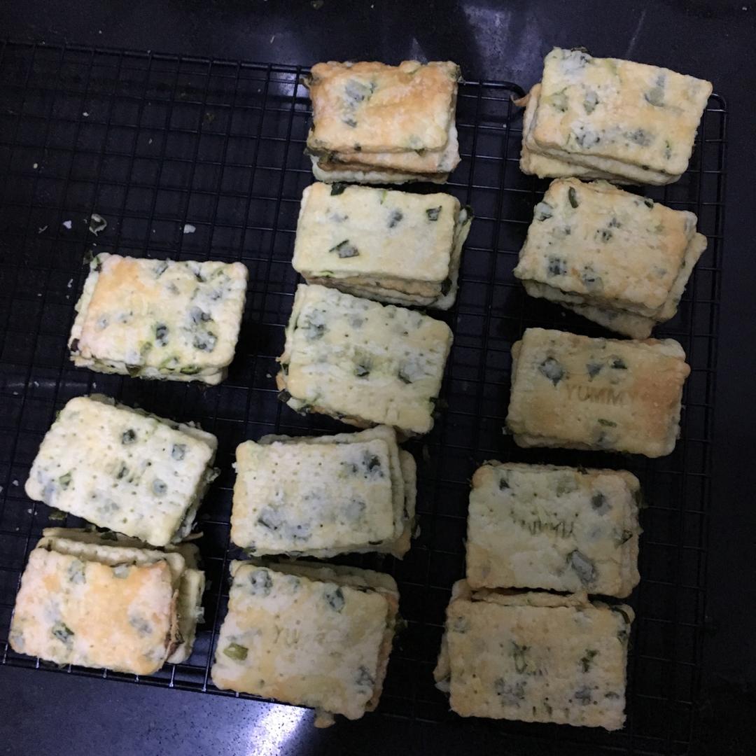 葱油饼干