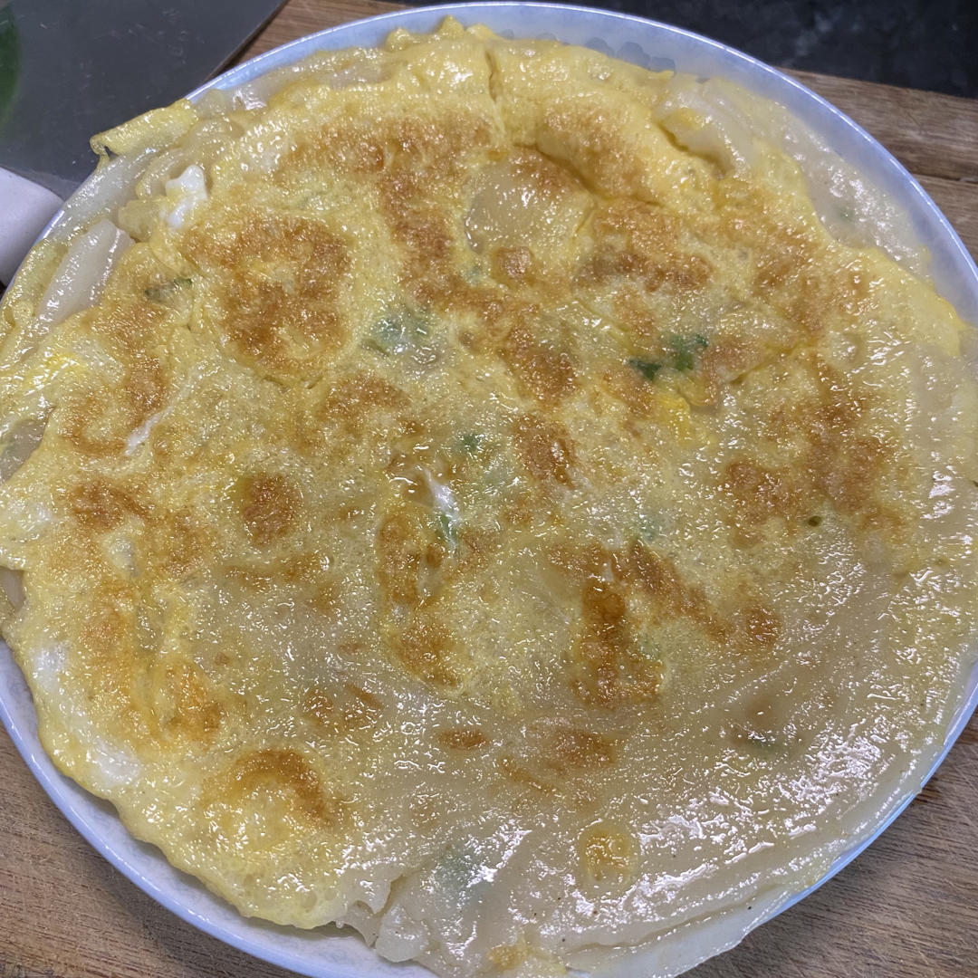 这样烙的鸡蛋饼 翻面不破 柔软并且又劲道 附细节视频详解