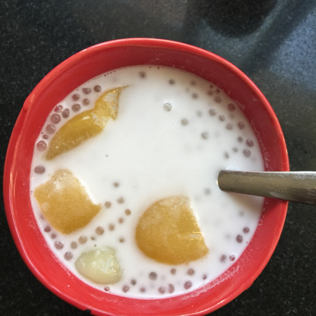 《Tinrry下午茶》教你做丸子椰汁西米露