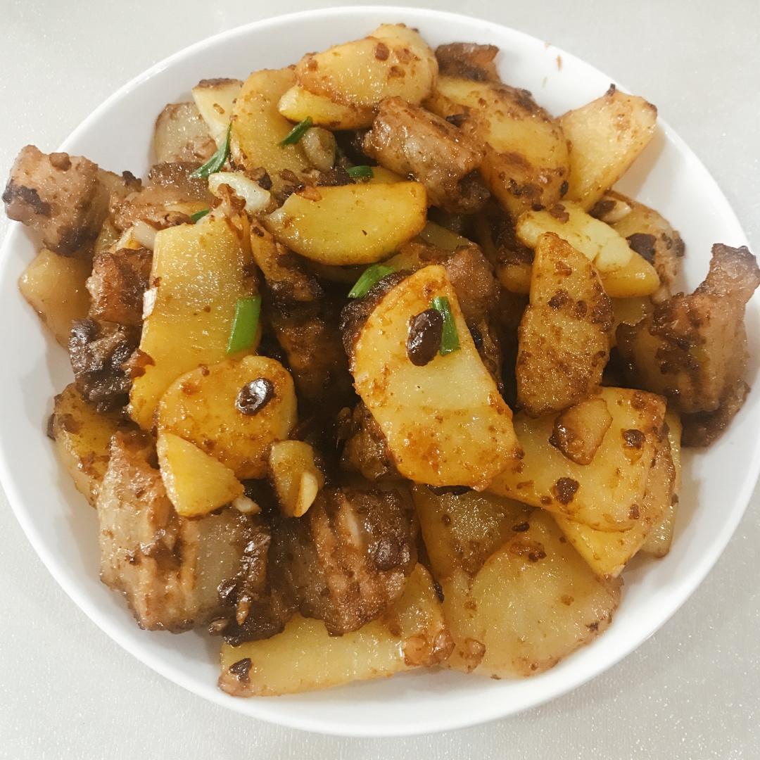 土豆回锅肉