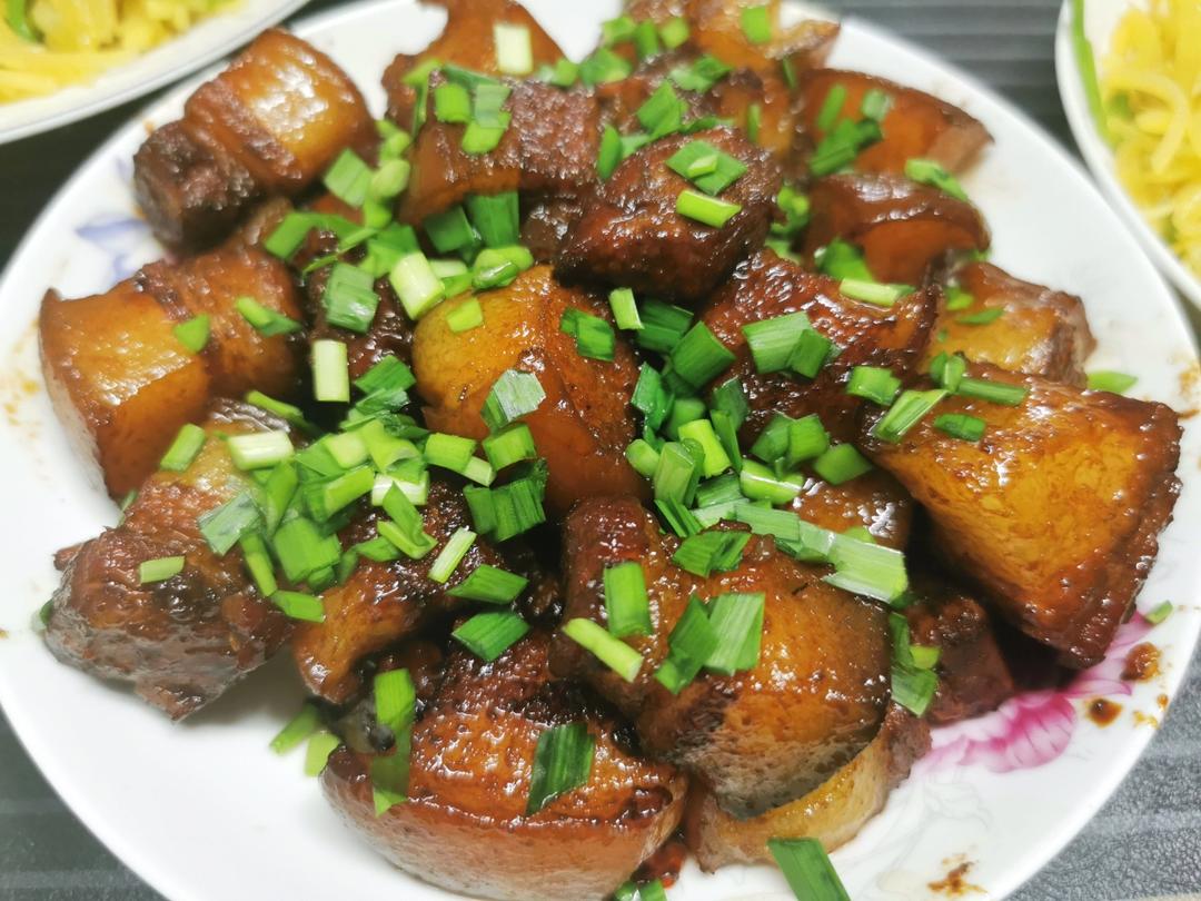 不焯水不放油的家常红烧肉