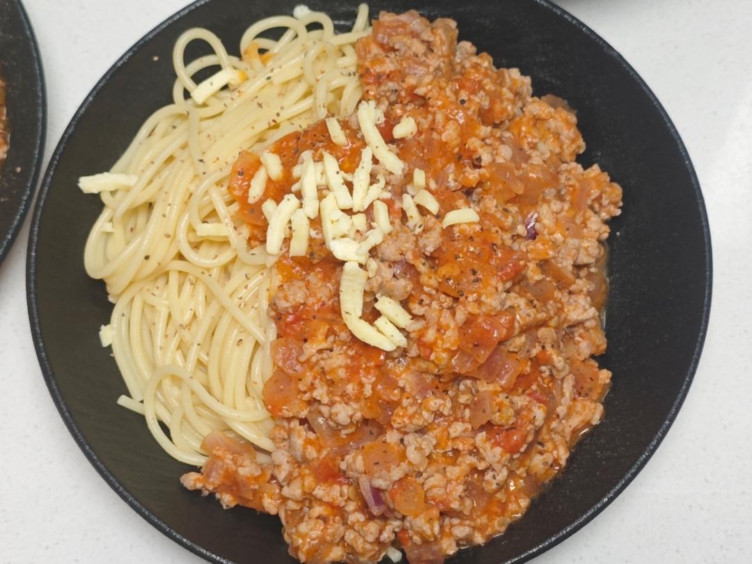 （完胜必胜客的）番茄肉酱意大利面～