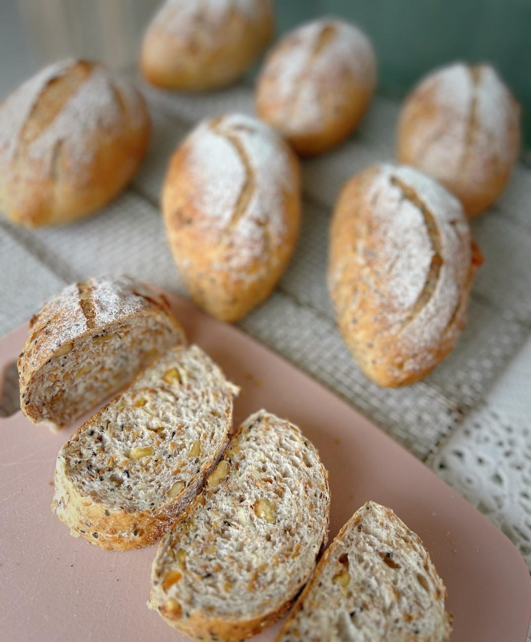 无糖无油的「亚麻籽多谷物面包」，做一次秒被吃光