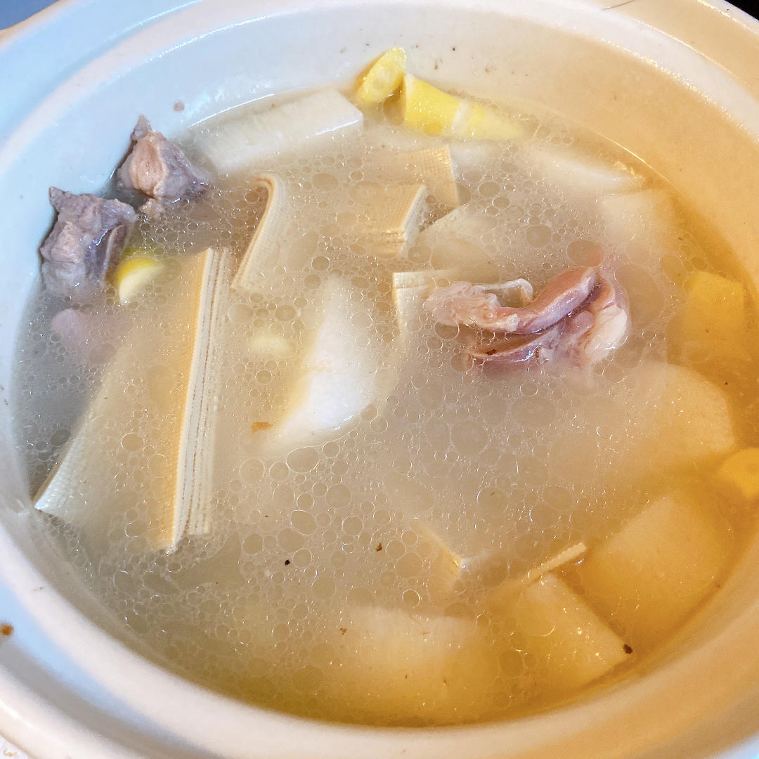 中餐｜浓郁奶白的腌笃鲜（白汤的秘密）