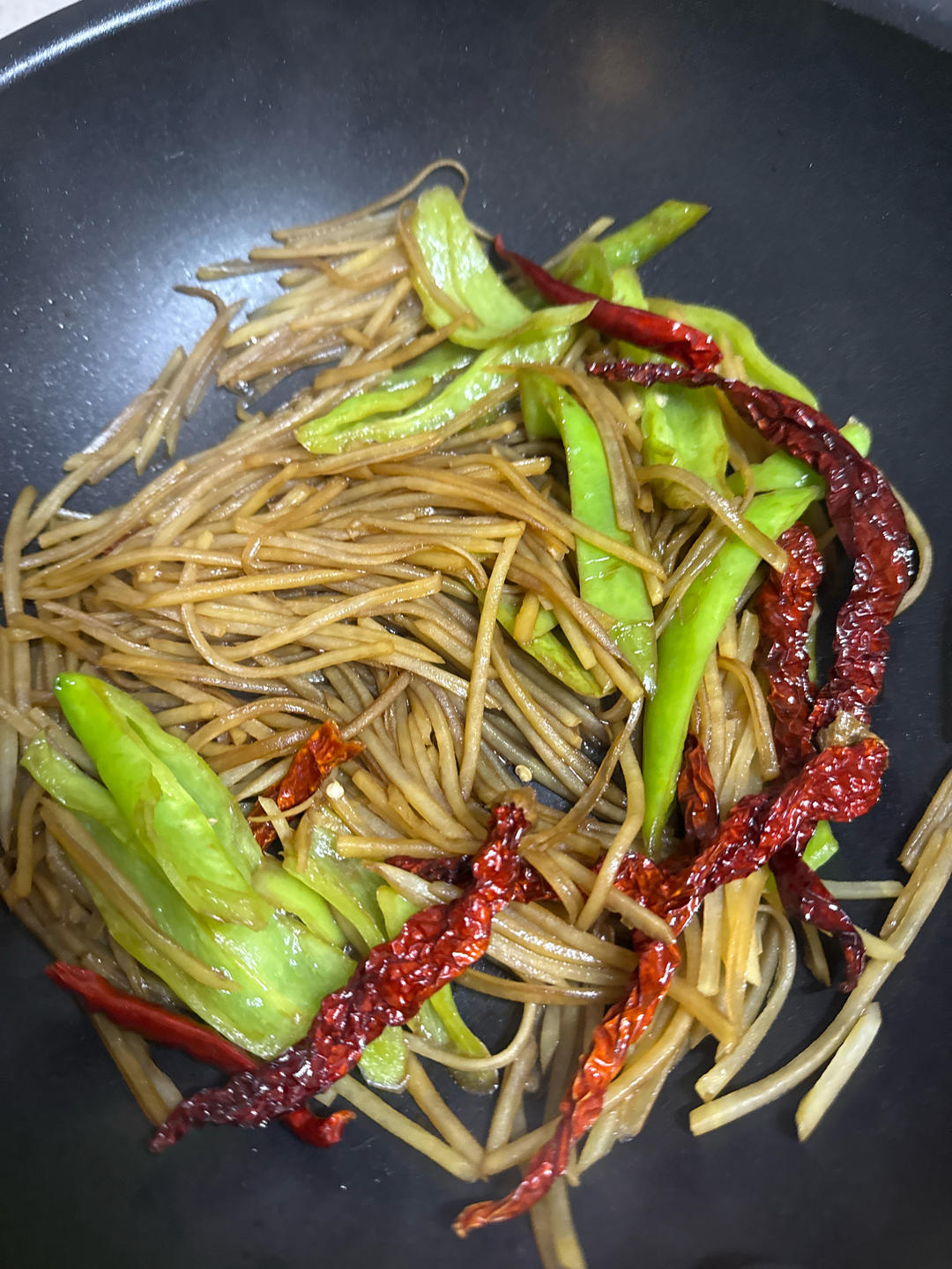 酸辣土豆丝的家常做法 超级下饭