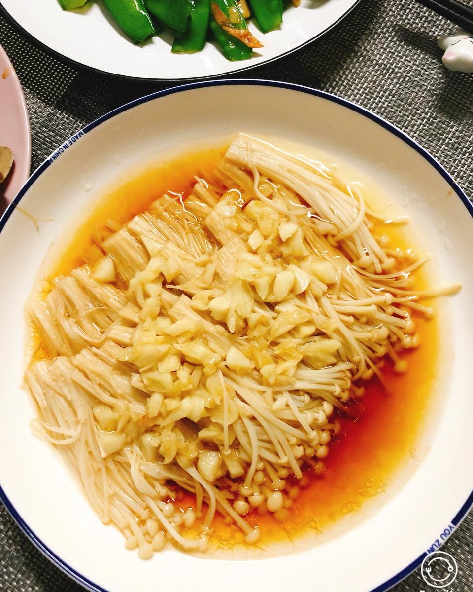 蒜蓉蒸金针菇