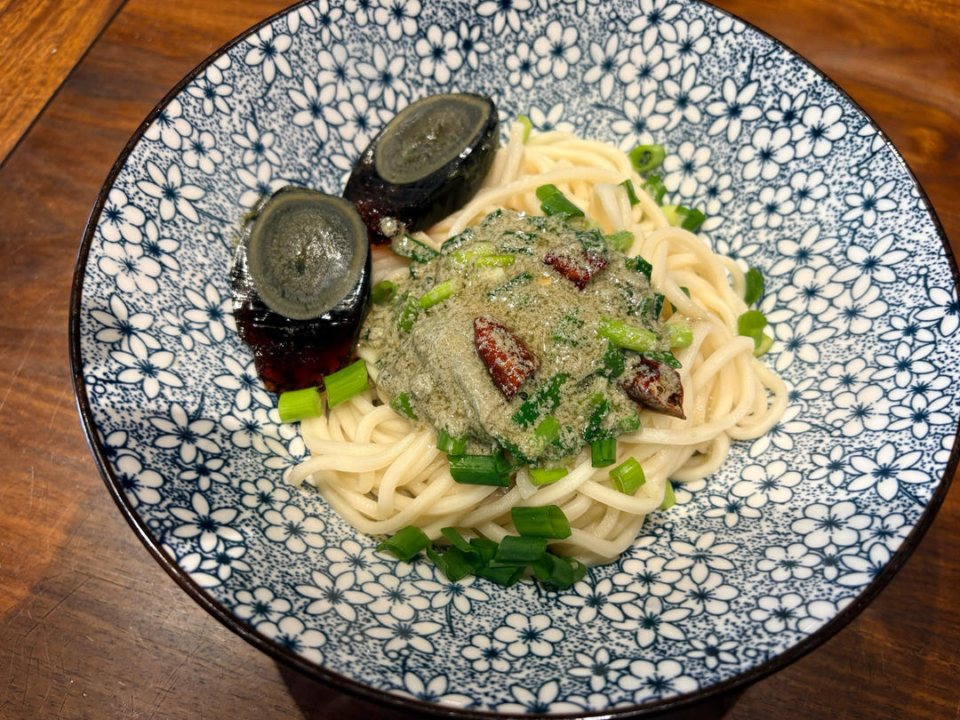 臭豆腐锅挑面