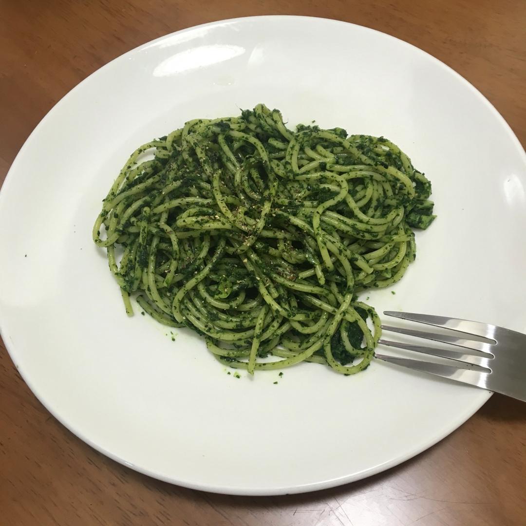 菠菜意面