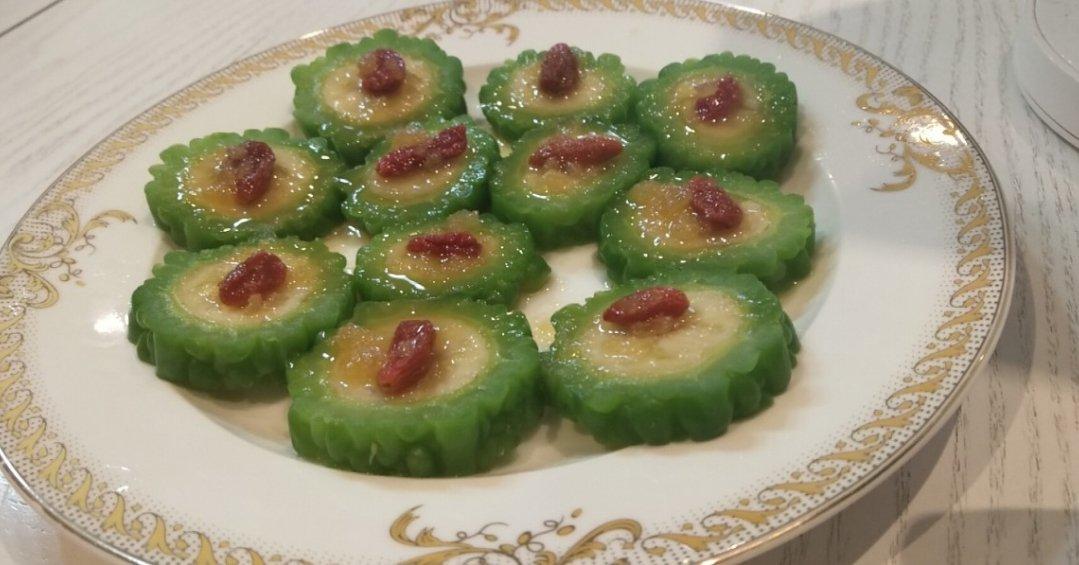 清爽凉菜——苦瓜酿香蕉