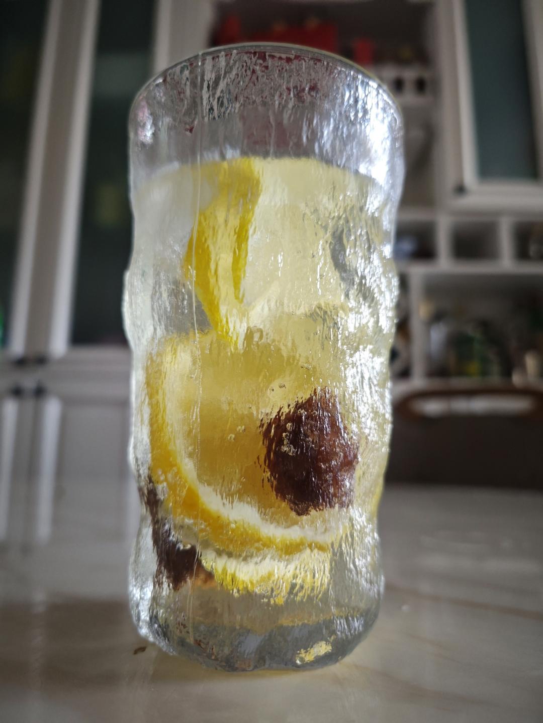 话梅海盐柠檬水