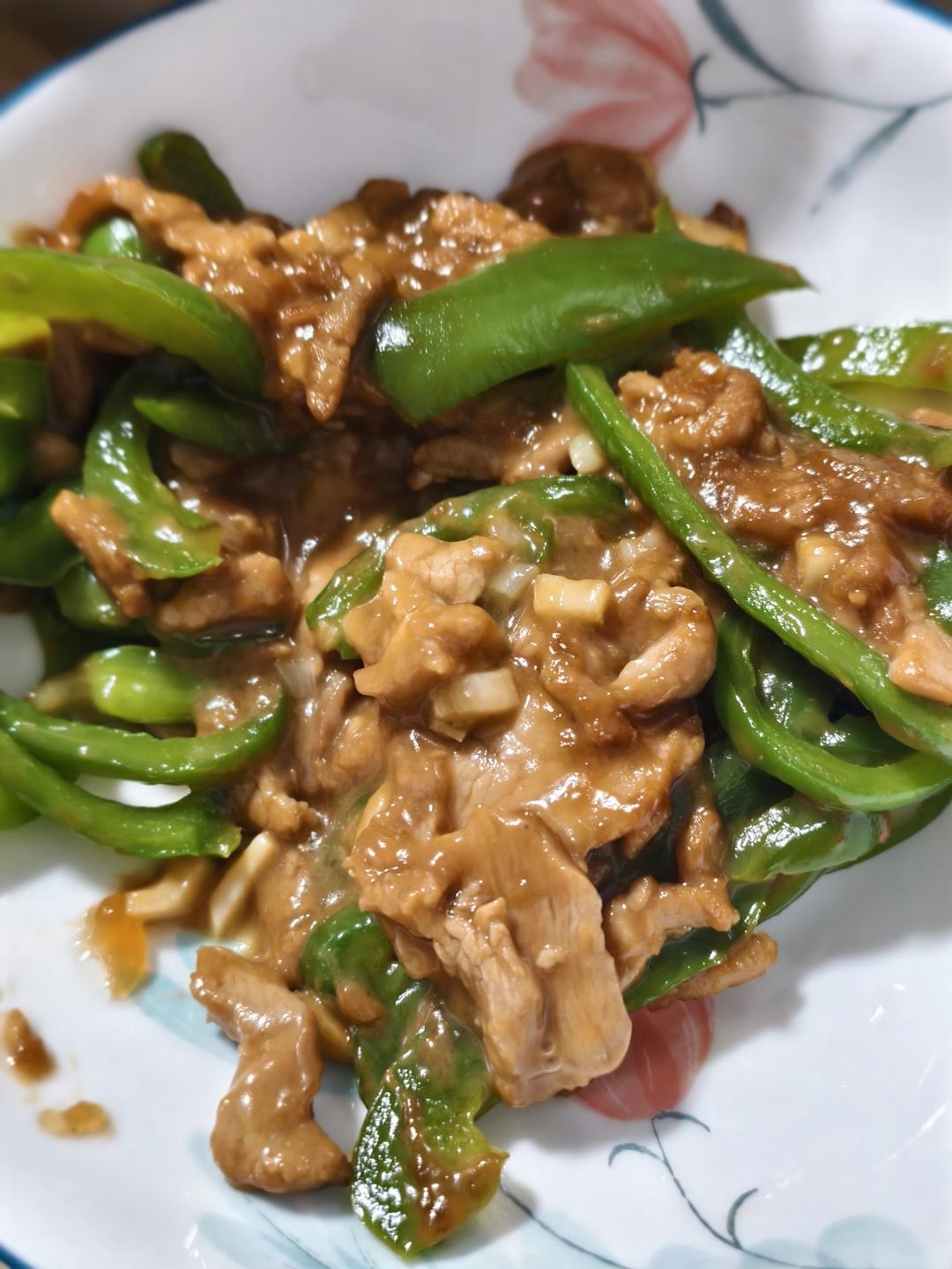 青椒炒肉丝