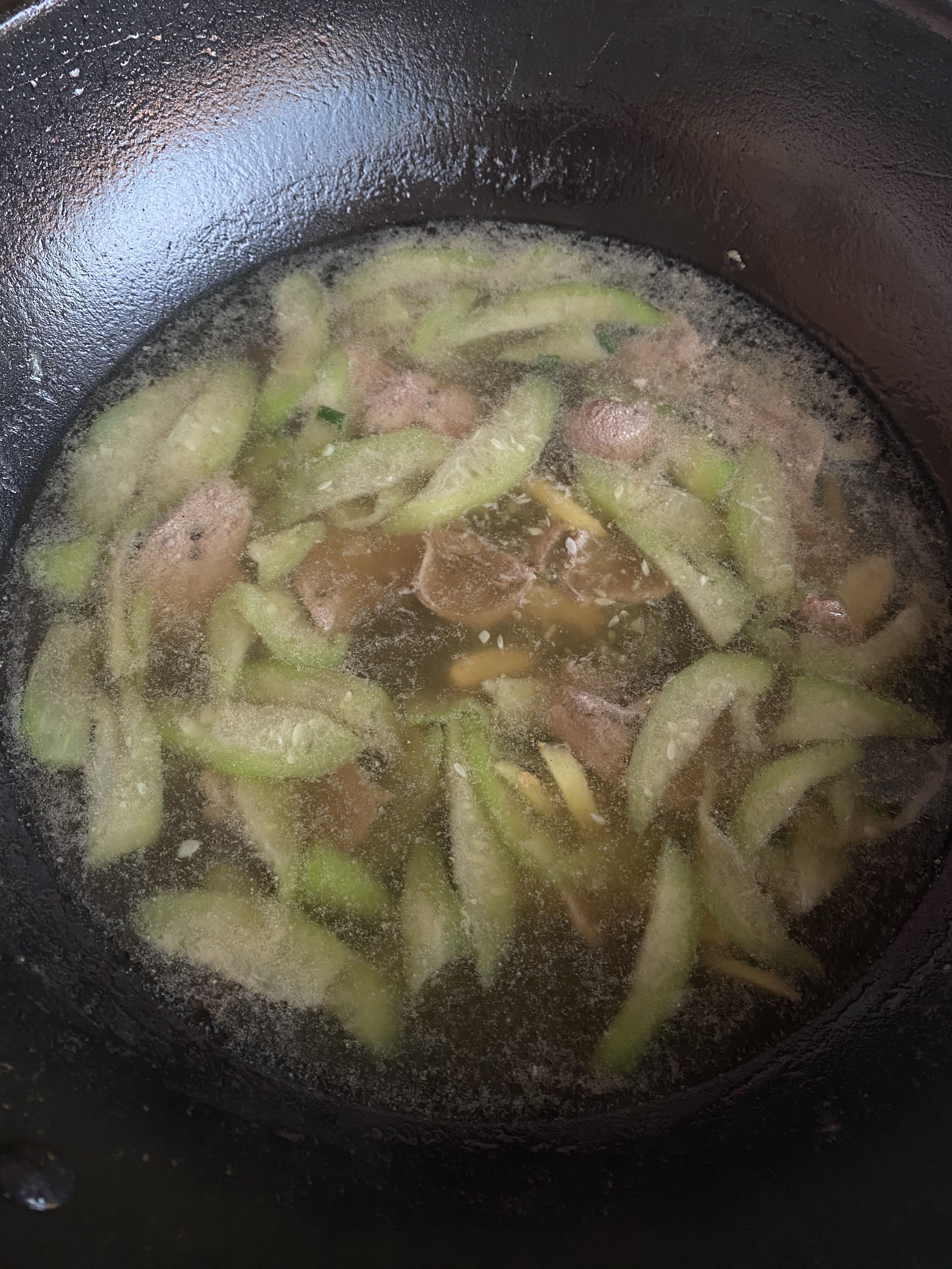猪肝丝瓜汤（生酮可食）的做法 步骤3