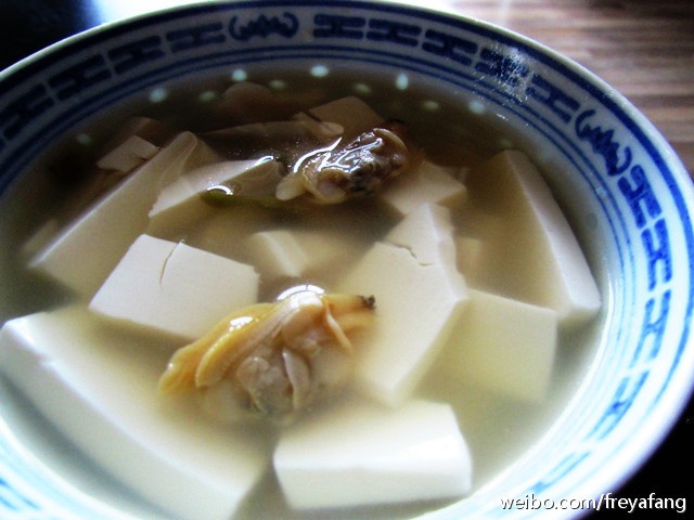 蛤蜊豆腐汤