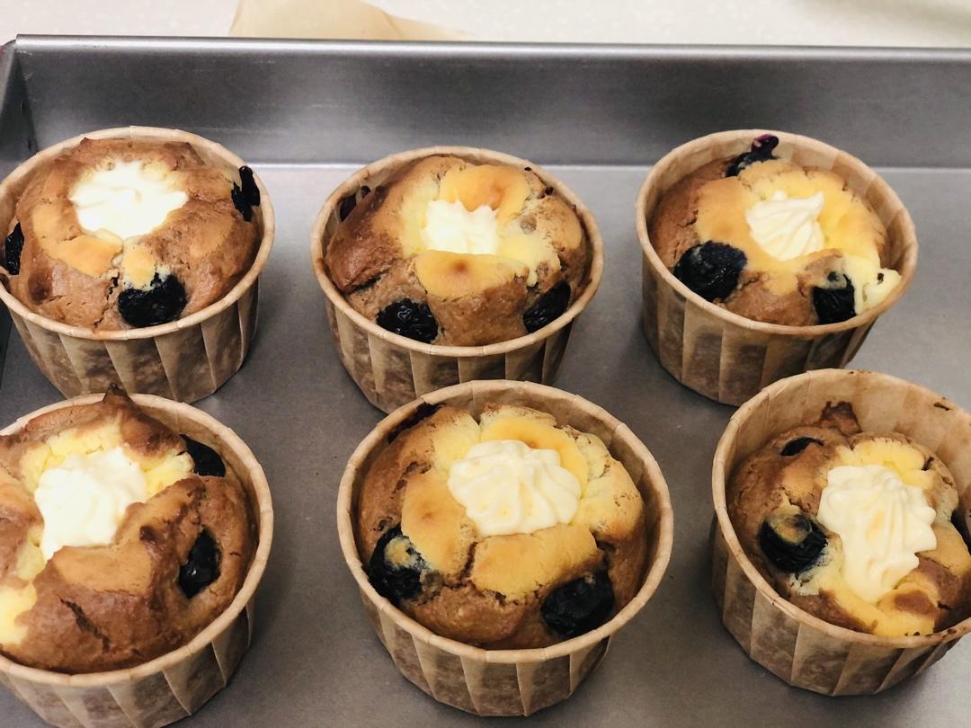 真香芝士可可蓝莓流心马芬低碳生酮