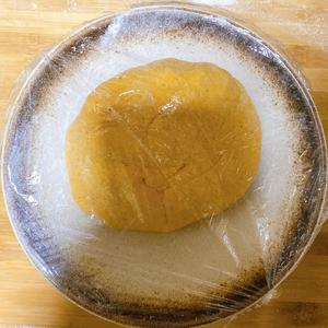 秋日暖暖红薯奶油司康（简单器具也能做烘焙）的做法 步骤5