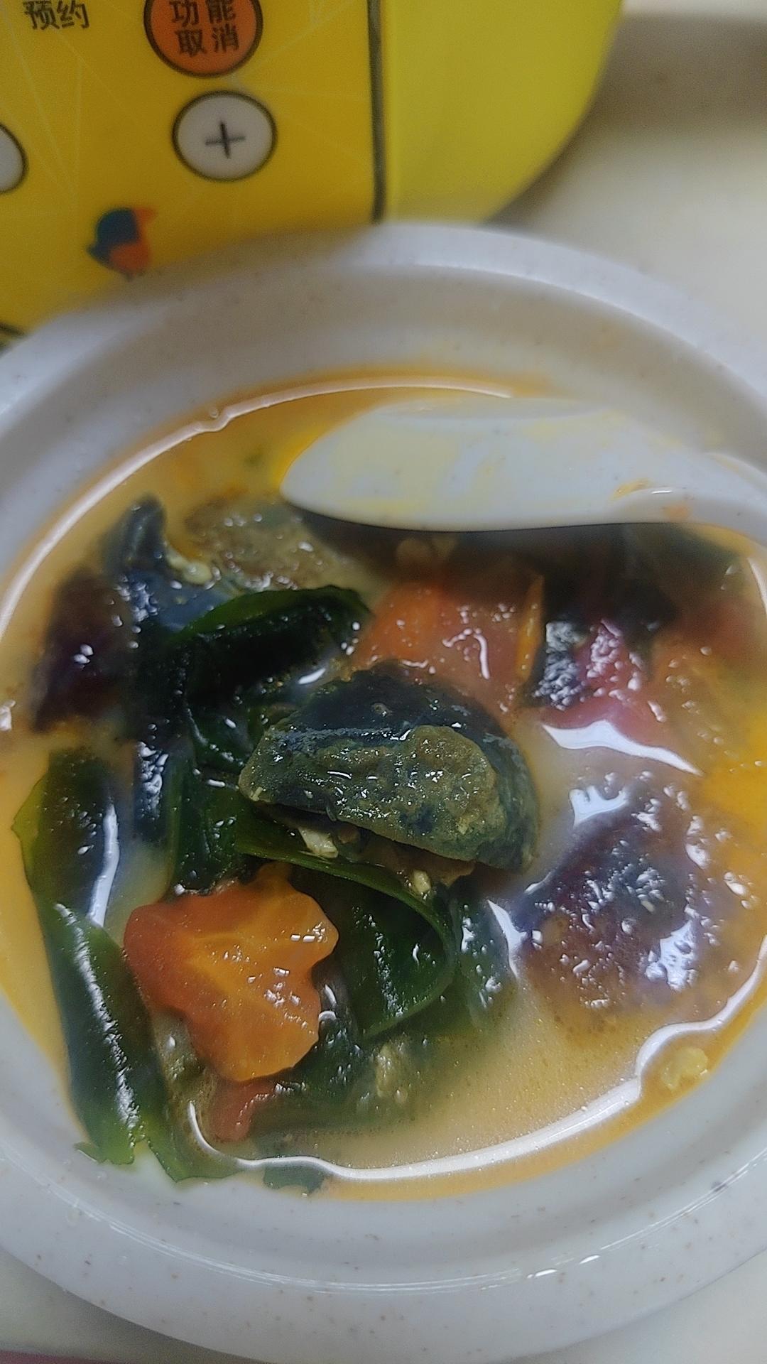 番茄皮蛋裙带汤