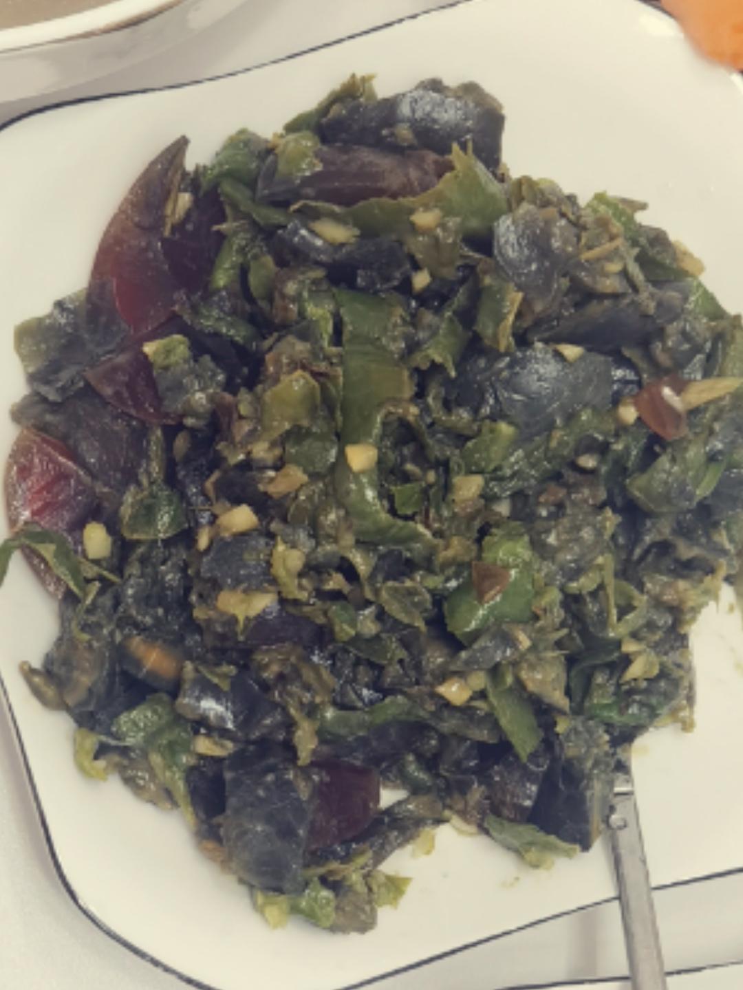 超级难看，变态好吃的擂擂辣椒皮蛋